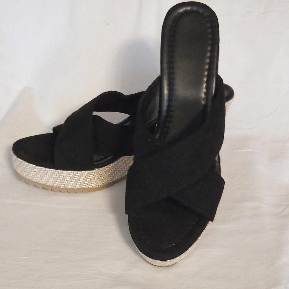 Chic Black and Cream Wedge Shoes with Crisscross Straps